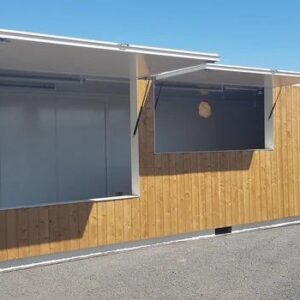 Kiosque-bar modulaire 27 m² avec revêtement en bois 40 pieds