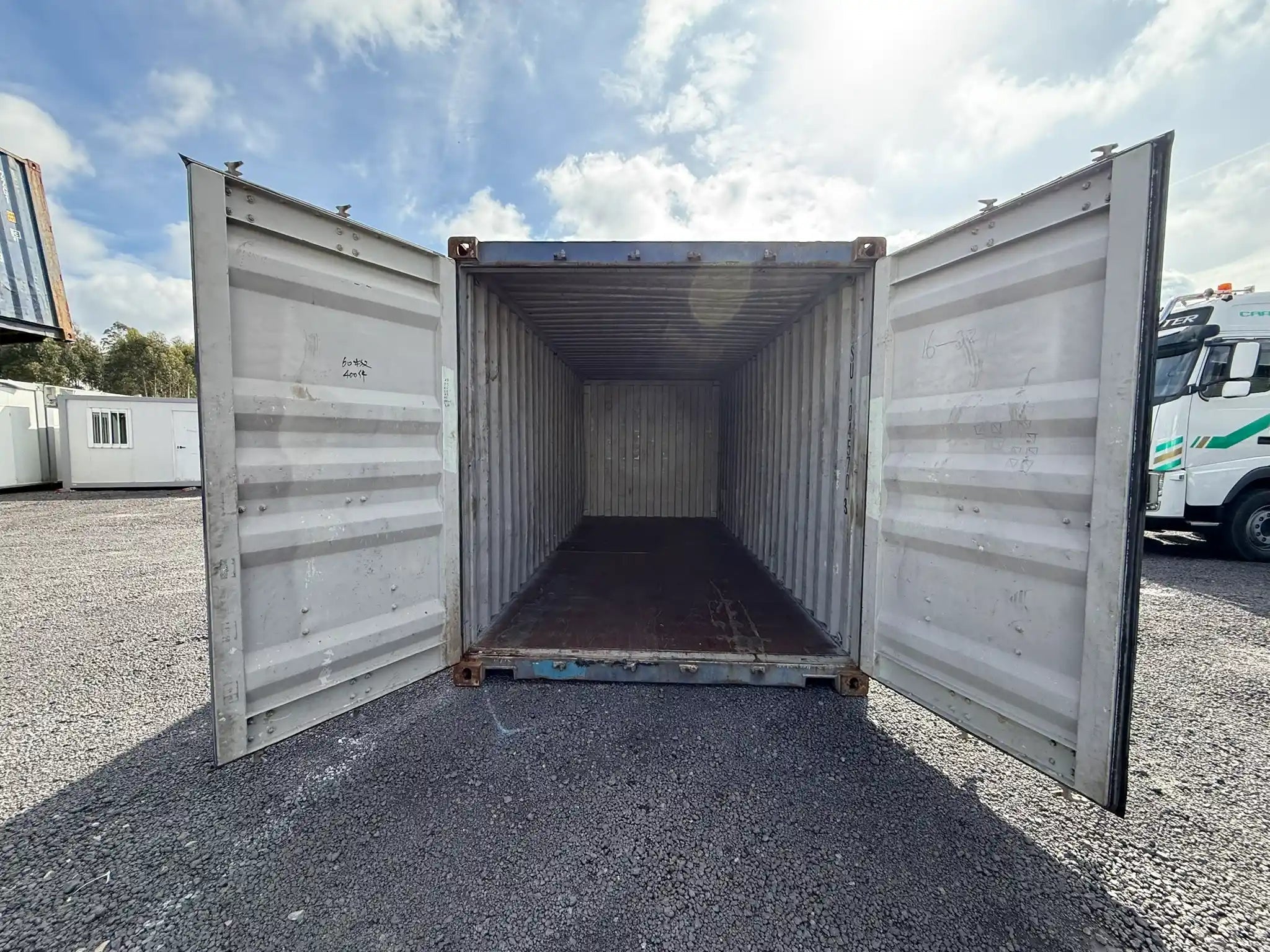 Conteneur maritime 20 pieds d’occasion pour le stockage sécurisé – Image 5